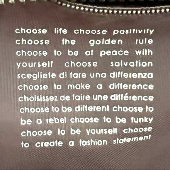 Matt and Nat Montreal PVC Bag Shimmering Cream Great Condition - Picture 9 of 13